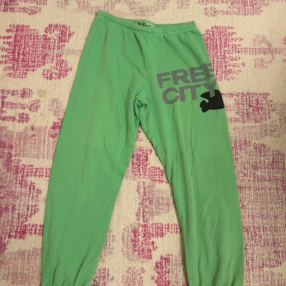 Green Free City sweats